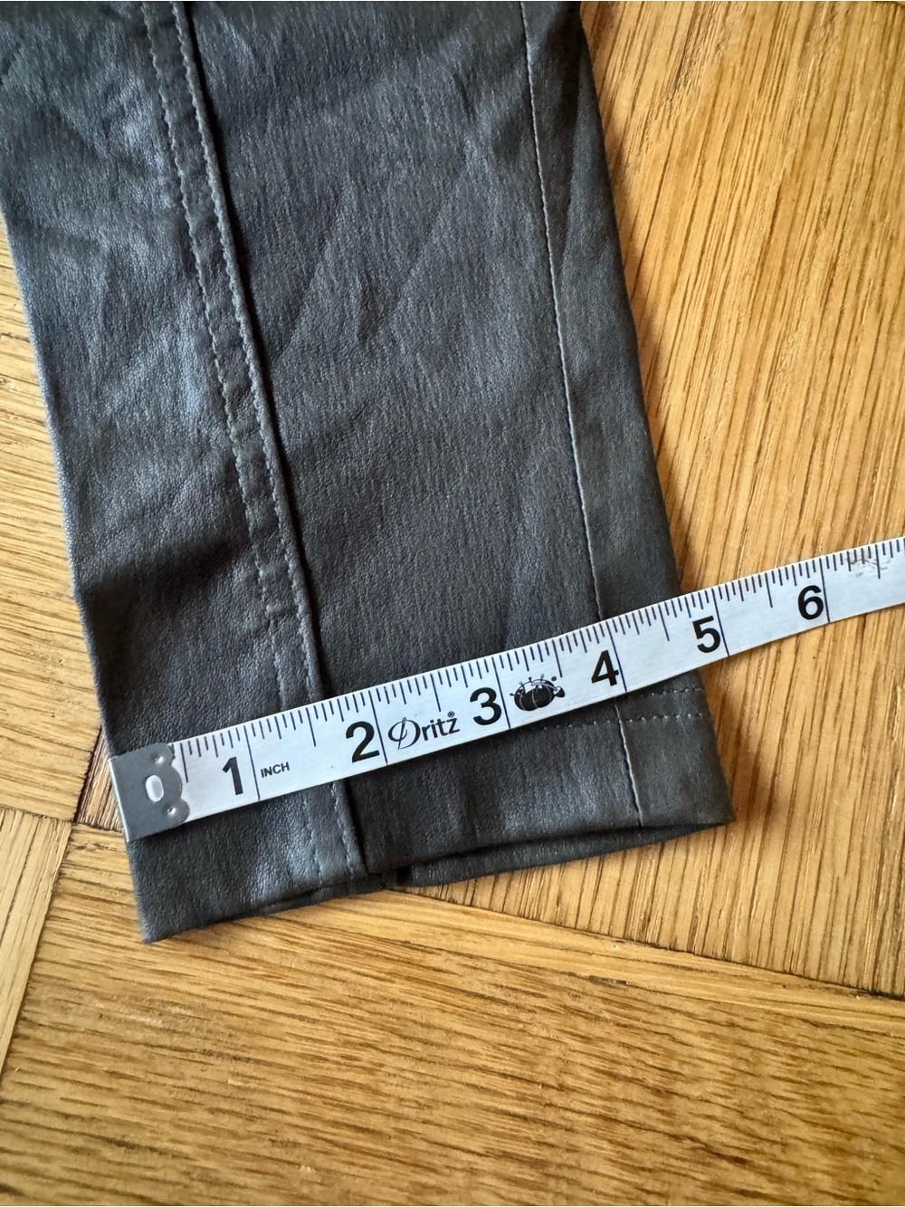 Vince Leather Moto Pants Olive Green Skinny Size 4 Bergdorf Goodman - Picture 11 of 11